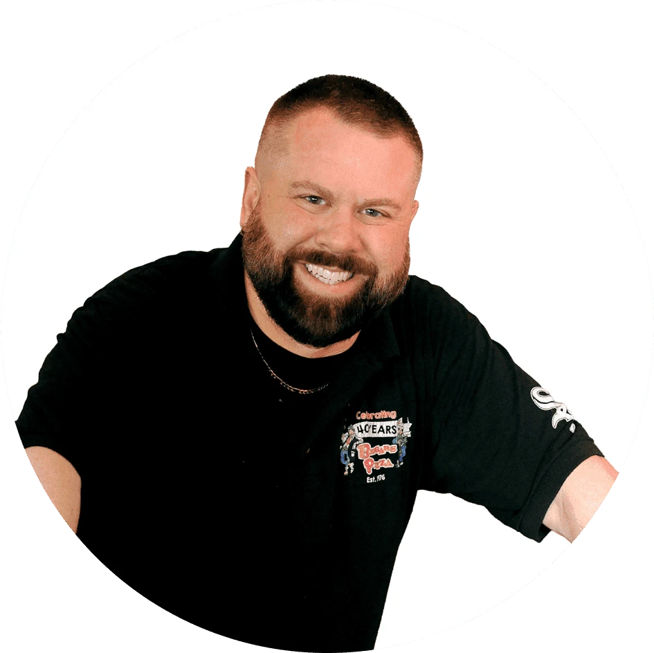 Justin Grohnke, Manager of Beggars Pizza in Chicago's West Loop